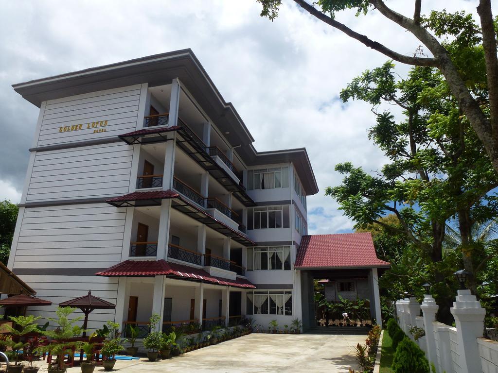 Golden Lotus Inle Hotel Nyaungshwe Exteriör bild